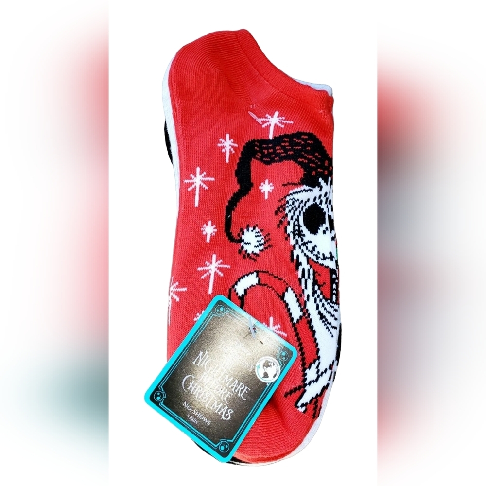 Disney's nightmare‎ before Christmas Christmas themed no show socks, 5 pairs New